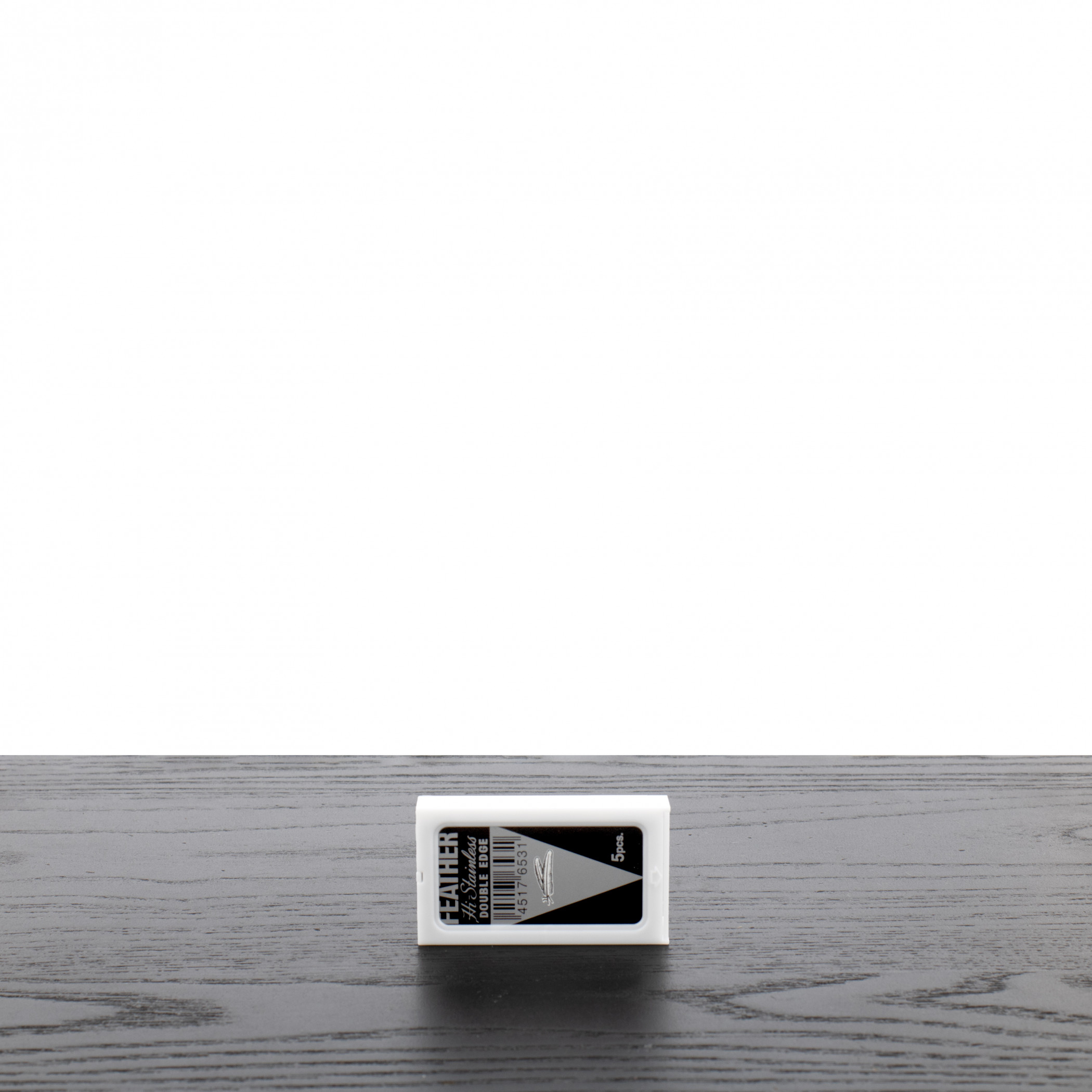 Product image 0 for Feather Black Platinum Double Edge Razor Blades