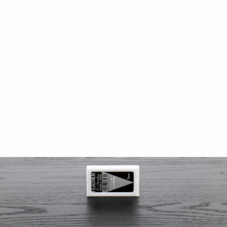 Feather Black Platinum Double Edge Razor Blades
