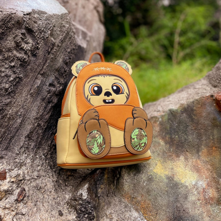 Star Wars Ewok Wicket Footsie Yub Nub Loungefly Mini  display picture 1